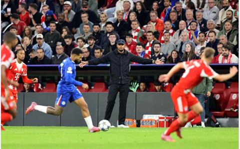 Thầy trò Vincent Kompany nói gì sau trận thắng Chelsea?