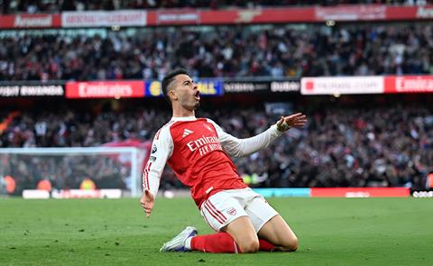 Gabriel Martinelli lên tiếng sau màn hóa người hùng cho Arsenal
