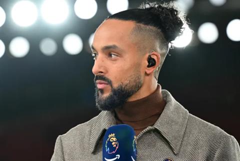 Theo Walcott thay đổi dự đoán về Arsenal sau trận hòa Man City