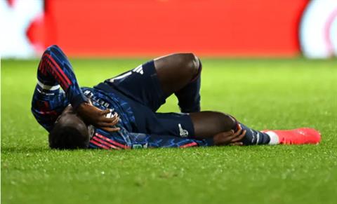 Cập nhật tình hình chấn thương của Bukayo Saka và Martin Odegaard