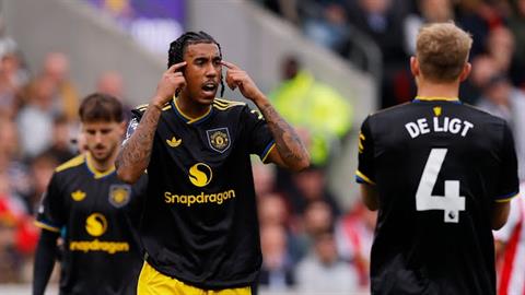 Những con số ấn tượng sau trận Brentford 3-1 MU