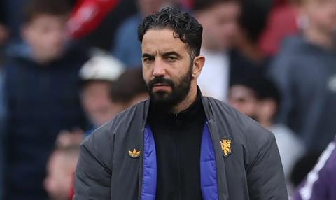 Ruben Amorim thất vọng sau trận thảm bại của MU trước Brentford