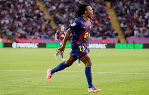 Jules Kounde chưa hài lòng với chiến thắng nhọc của Barca