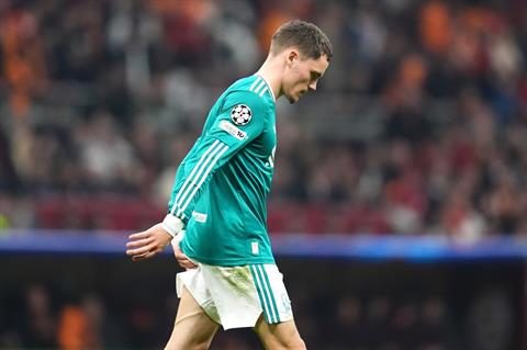 Carragher: Florian Wirtz cần bị loại khỏi đội hình Liverpool