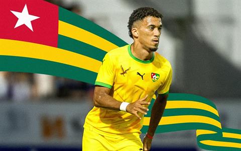 Ngoại binh V.League được gọi lên tuyển đá vòng loại World Cup