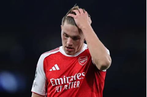 Joao Pedro và Hugo Ekitike tốt hơn Viktor Gyokeres