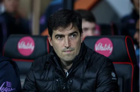 Bournemouth lên tiếng về khả năng Andoni Iraola thay thế Ruben Amorim