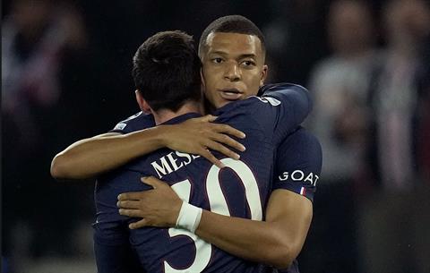 Mbappe tiết lộ bất ngờ về mối quan hệ với Messi