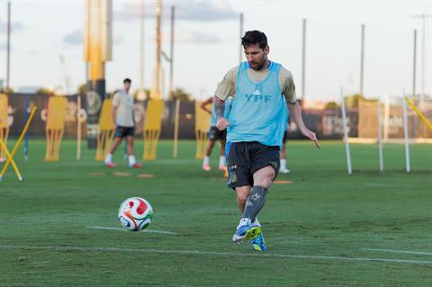 Lionel Scaloni tiết lộ khả năng ra sân của Messi trước Puerto Rico