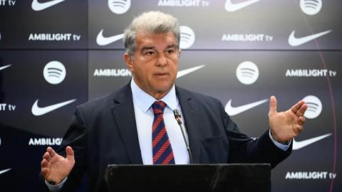Laporta bị tố giấu lỗ 80 triệu euro, nội bộ Barcelona dậy sóng