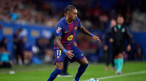 Raphinha tiết lộ suýt rời Barcelona vì tiền