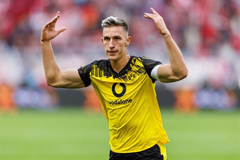Mục tiêu của Liverpool bị Dortmund cảnh cáo về vấn đề hợp đồng