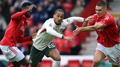 Chelsea có thống kê đáng quên trước Nottingham Forest