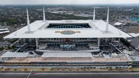 La Liga hủy kế hoạch tổ chức trận Villarreal vs Barcelona tại Miami