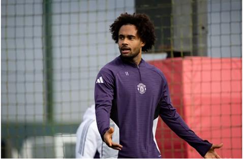 Ruben Amorim quyết định tương lai Joshua Zirkzee