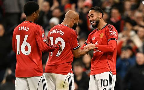 Rooney chỉ ra bản hợp đồng tốt nhất mùa giải của MU