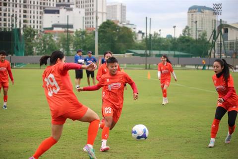 Tuyển nữ Việt Nam tích cực tập luyện, sẵn sàng cho loạt trận giao hữu