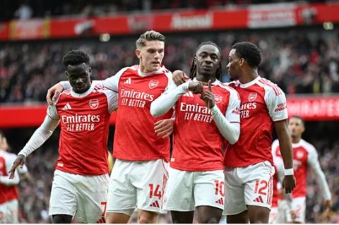 Eberechi Eze được đồng đội ở Arsenal hết lời khen ngợi