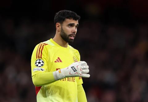 Thủ môn nhàn rỗi nhất tháng 10 gọi tên David Raya