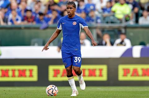 Tiểu sử tiền vệ Andrey Santos của Chelsea