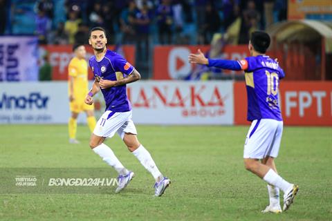 Hoàng Hên gửi thông điệp đặc biệt đến HLV Kim Sang Sik