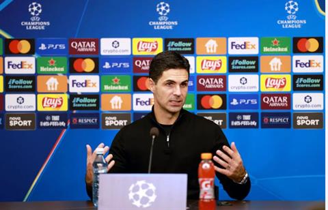 Arsenal thắng trận thứ 10 liên tiếp, Mikel Arteta phản ứng thế nào?