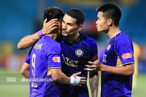 Hoàng Hên tỏa sáng trong chiến thuật của Harry Kewell