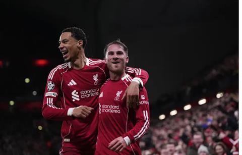 Joe Cole nhận định cuộc đua vô địch ở Ngoại hạng Anh mùa này