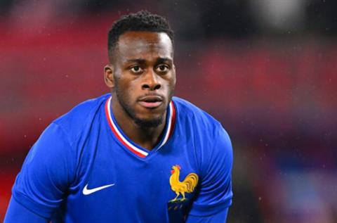 Tiểu sử Arnaud Kalimuendo của Nottingham