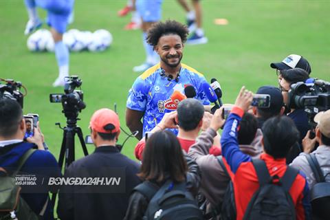 Xuân Son khẳng định bình phục 100%, sẵn sàng ra sân trước Lào