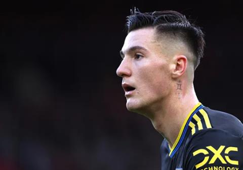 MU đã chi quá nhiều tiền cho Benjamin Sesko 