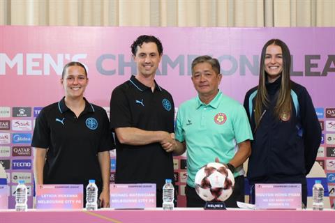 HLV Nguyễn Hồng Phẩm muốn CLB nữ TP.HCM đá hết mình trước đội bóng Úc