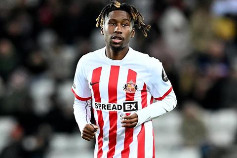 Tiểu sử hậu vệ Timothee Pembele