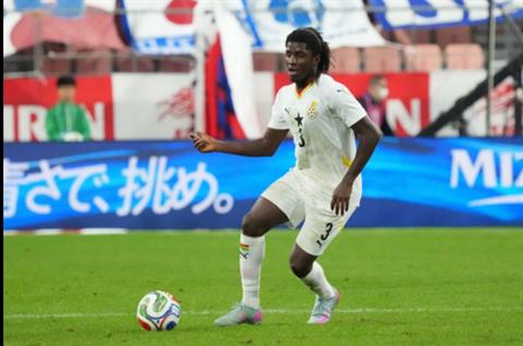 Arsenal gia nhập cuộc đua giành Michael Essien mới