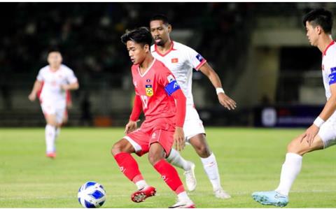 Sức trẻ của bóng đá Lào 