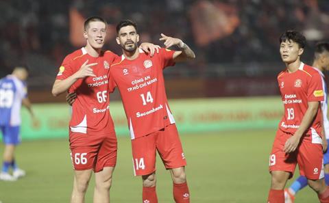 Đàn em Harry Kane tiếp tục tỏa sáng trong màu áo CLB CA TP.HCM