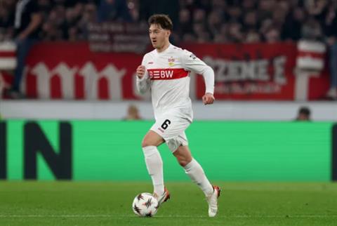 Bastian Schweinsteiger khuyên Bayern chiêu mộ mục tiêu hàng đầu của MU