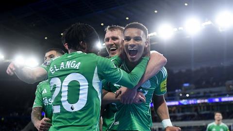 Newcastle thêm một lần khiến Everton đau khổ