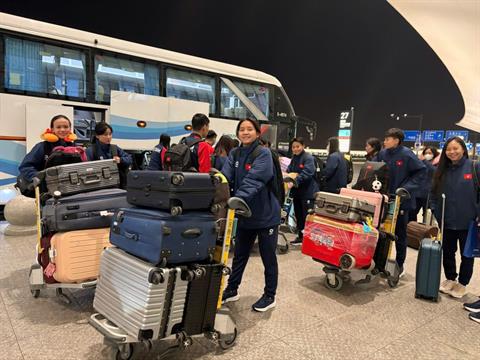 ĐT Futsal nữ Việt Nam về nước sau chuyến tập huấn tại Trung Quốc