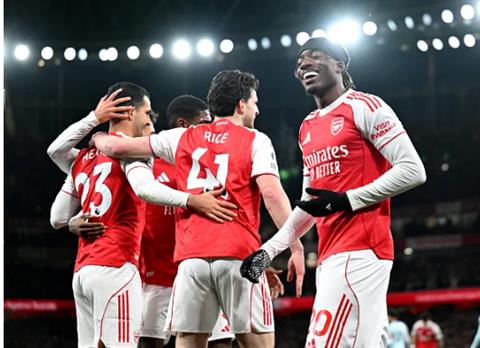 Noni Madueke được khen ngợi sau chiến thắng trước Brentford