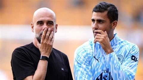 Pep Guardiola thừa nhận Man City phòng ngự yếu vì thiếu Rodri