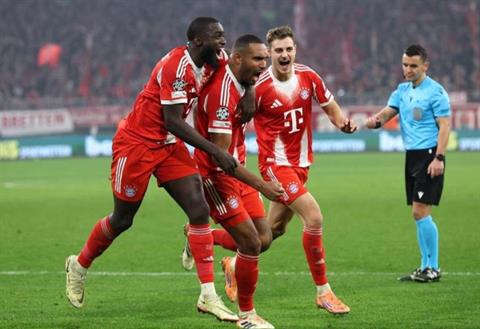 Bayern Munich biến Allianz Arena thành pháo đài