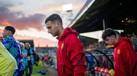 Điểm tin bóng đá tối 14/12: Real Madrid nhắm Diogo Dalot của MU