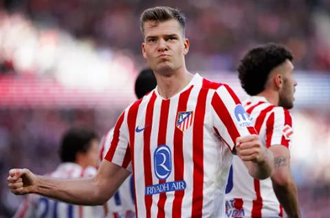 Alexander Sorloth hoàn hảo cho MU