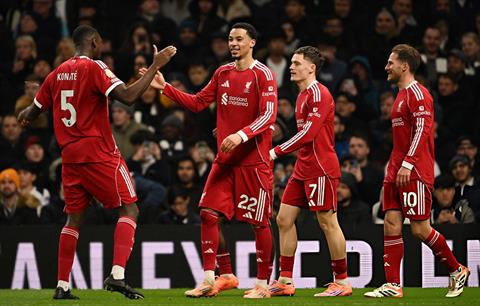 Ekitike phủ nhận Liverpool đá dễ hơn khi Tottenham đá thiếu người