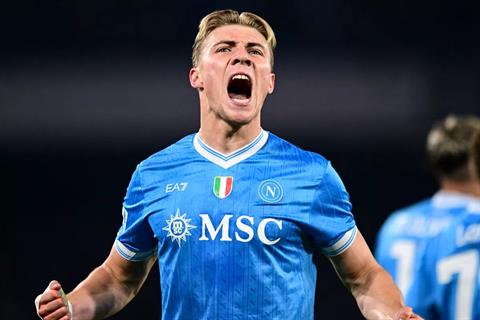 Lãnh đạo Napoli không để Rasmus Hojlund trở lại MU