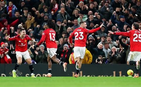 Phong độ trái ngược của MU và Newcastle vào ngày Lễ tặng quà