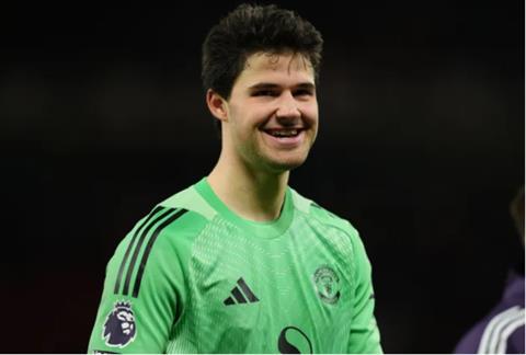 Rio Ferdinand hết lời khen ngợi Senne Lammens 