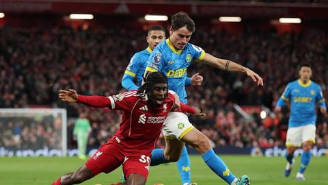 Wolves lập kỷ lục tệ hại sau trận thua Liverpool