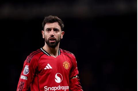 Ruben Amorim xác nhận Bruno Fernandes vắng mặt trước Wolves